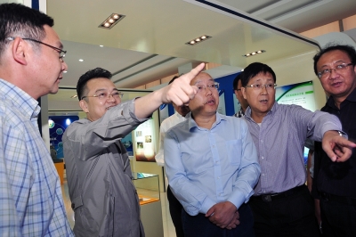 2014年10月8日，浙江省科技厅厅长周国辉一行莅临正点游戏指导
